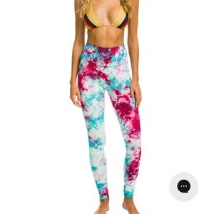 AVIATOR NATION NWOT - FULL LENGTH HI-RISE TIE DYE LEGGINGS - TURQUOISE - XS